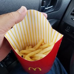 No napkins,ketchup, salt,straw...????