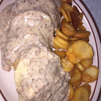 Dixie's Home Cookin' - Full order sausage gravy fluffy biscuits/w perfect crisp potato coins. Yummy. - Comfort Food Near Me - Sumner, Washington