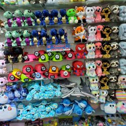 Sugar Kingdom - Toy aisles pic #2
