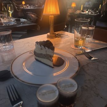 Born & Raised - Steakhouses Near Me - San Diego, California Born & Raised - Steakhouses Near Me - San Diego, California