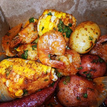 Farine Baking - NOLA Cajun Shrimp Boil w.corn, potatoes & sausage. Today's special @$10! This was delicious; Get it while you still can! - Burgers Near Me - Glen Oaks, New York