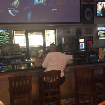 Pluckers Wing Bar - Grapevine - Bar - Chicken Wings Near Me - Grapevine, Texas Pluckers Wing Bar - Grapevine - Bar - Chicken Wings Near Me - Grapevine, Texas