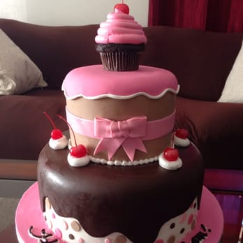 Joyce Bakery - Beautiful fondant cake - Bakeries Near Me - Norwalk, California Joyce Bakery - Beautiful fondant cake - Bakeries Near Me - Norwalk, California