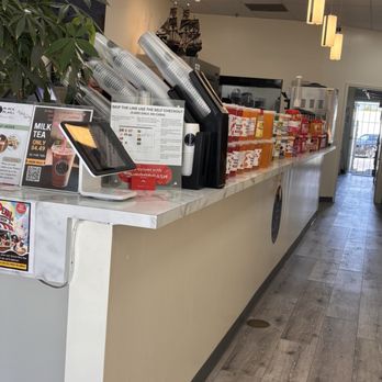 Black Pearl Boba Breads Rolls - All of those popping boba options - Bubble Tea Near Me - Bakersfield, California Black Pearl Boba Breads Rolls - All of those popping boba options - Bubble Tea Near Me - Bakersfield, California