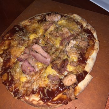 Copper Kettle - Bbq chicken flatbread - Burgers Near Me - Dubuque, Iowa