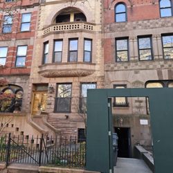 Harlem One Stop