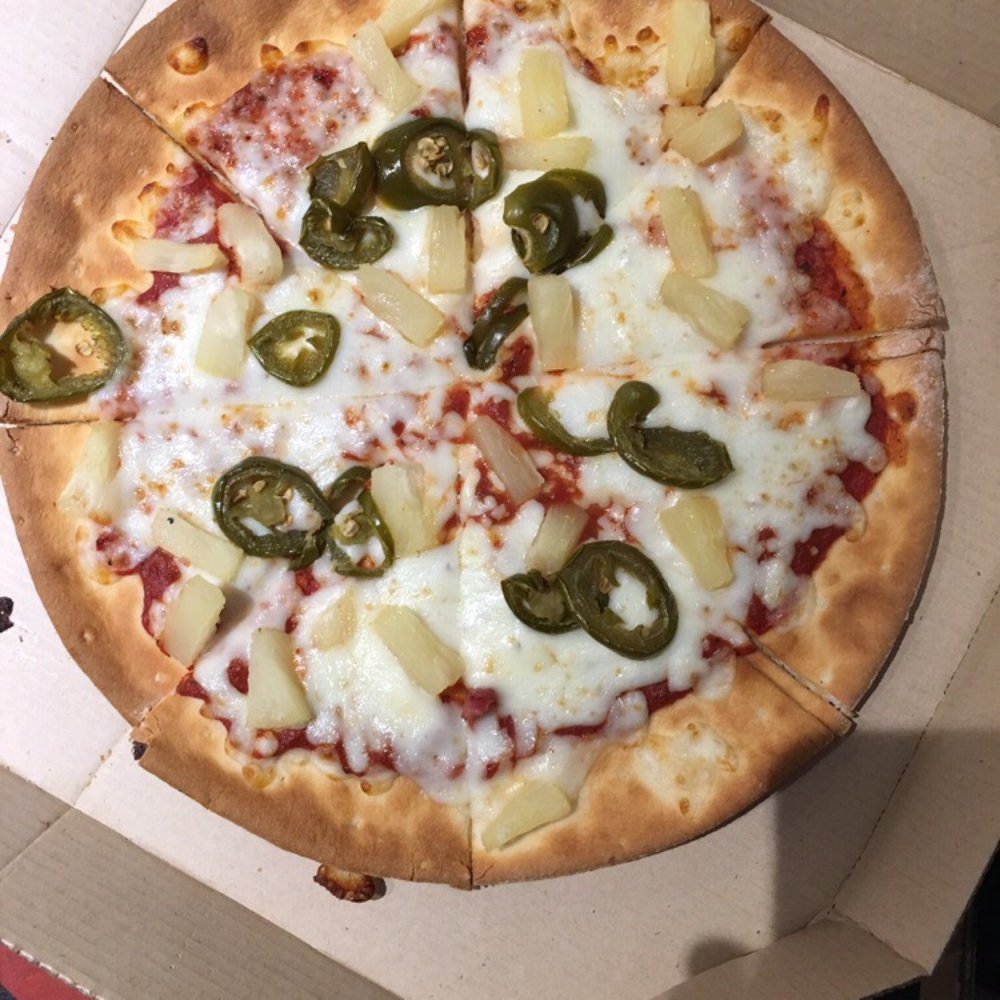 ordered a gluten free pizza with EXTRA jalapeño and EXTRA pineapple. huh? ordered a gluten free pizza with EXTRA jalapeño and EXTRA pineapple. huh?