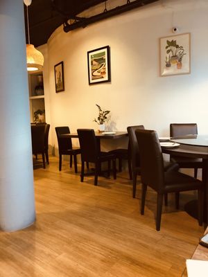 J’S Chinese Cuisine by null