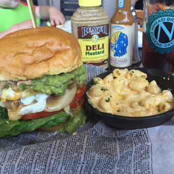 Barrelhouse 101 - The Avenue Burger is awesome! Our server Bree was fantastic too. We will be back! - American Near Me - Ventura, California