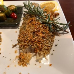 Walleye nut incrusted