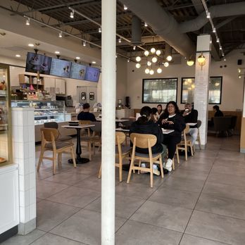 Tous Les Jours - Seating Area - Bakeries Near Me - Minneapolis, Minnesota Tous Les Jours - Seating Area - Bakeries Near Me - Minneapolis, Minnesota