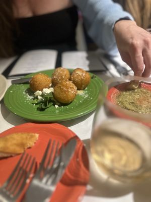 Legends Eatery by null