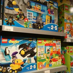 Lego Store - Damit die ganz Kleinen gleich richtig erzogen werden