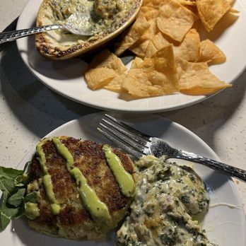 Dapper Dine & Lounge - Dapper Spinach & Artichoke Dip and Crab Cakes - Cocktail Bars Near Me - Riverside, California Dapper Dine & Lounge - Dapper Spinach & Artichoke Dip and Crab Cakes - Cocktail Bars Near Me - Riverside, California