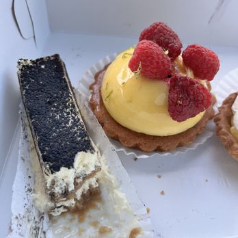 Lafayette Bakery & Cafe - Tiramisu, Lime Raspberry Tart - Bakeries Near Me - Carmel, California