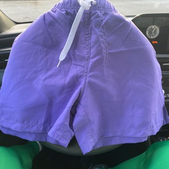Doe's Alterations and Tuxedo Rentals - This is an example of a nice him job. - Sewing & Alterations Near Me - Lawrenceville, Georgia
