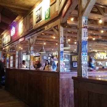 Bubba Gump Shrimp - Inside - Seafood Near Me - Long Beach, California