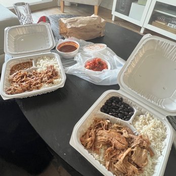 Wahoo's - Kalua Pig Bowl - Seafood Near Me - Los Alamitos, California