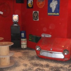 Garage Bar