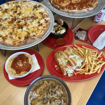 Silver Sands Pizza - Pizza Near Me - Wallingford, Connecticut Silver Sands Pizza - Pizza Near Me - Wallingford, Connecticut