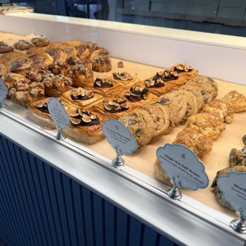 Oh La La - Bakeries Near Me - Pasadena, California