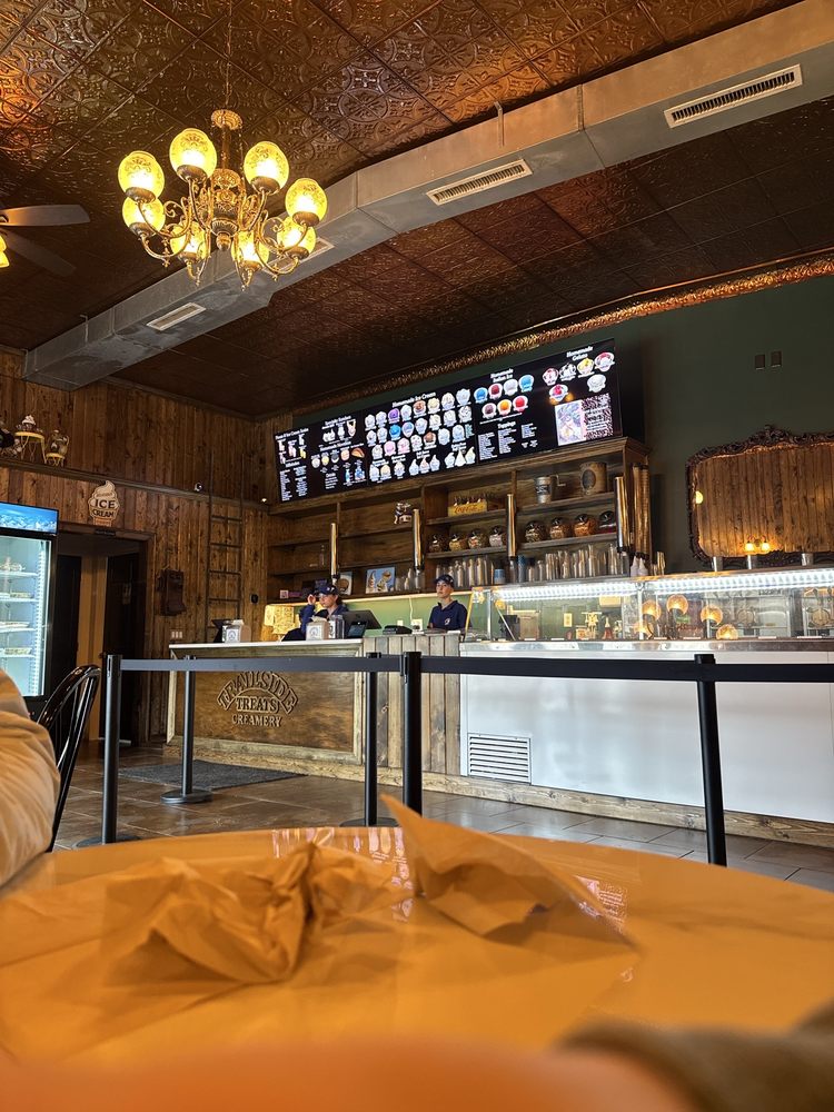 The Parlor At Trailside Treats Creamery Logo