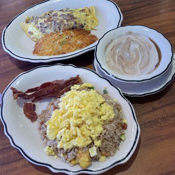 Anna Miller's - Fried rice special, bacon avocado omelette, side of brown and white gravy - Bakeries Near Me - Aiea, Hawaii