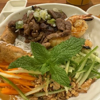 Anh's Kitchen - Grilled Pork & Shrimp Vermicelli Noodles - Vietnamese Near Me - Atlanta, Georgia