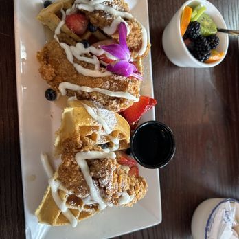 Kitchen 15 - CHICKEN AND WAFFLES - Breakfast & Brunch Near Me - Sacramento, California Kitchen 15 - CHICKEN AND WAFFLES - Breakfast & Brunch Near Me - Sacramento, California