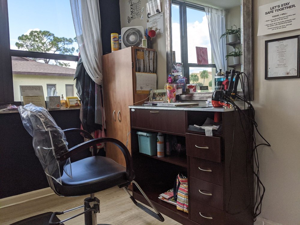 HEADS OR NAILS SALON Updated July 2024 13 Photos 6385