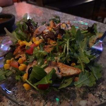El Sol Family Restaurant - Today, I had their Southwestern Chicken salad, and it was amazing. El Sol is always consistent with their food. - Mexican Near Me - Glendale, California