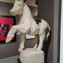 Museu Europeu d'Art Modern - Daniel Eggli "Business man in a horse"
