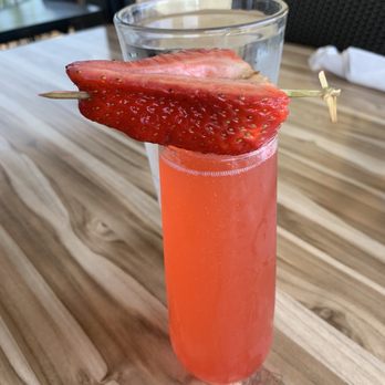Another Broken Egg Cafe - Strawberry Mimosa - everything - Cafes Near Me - Memphis, Tennessee Another Broken Egg Cafe - Strawberry Mimosa - everything - Cafes Near Me - Memphis, Tennessee