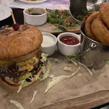 Pier 24 - Cowboy Burger YUM! - New American Near Me - Avalon, California
