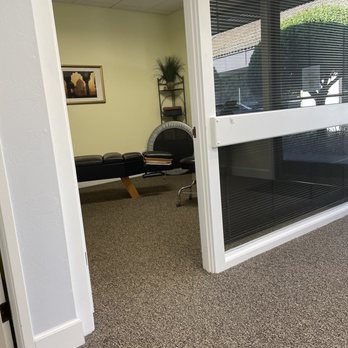 Schillinger Chiropractic & Wellness Center - Chiropractors Near Me - San Rafael, California Schillinger Chiropractic & Wellness Center - Chiropractors Near Me - San Rafael, California