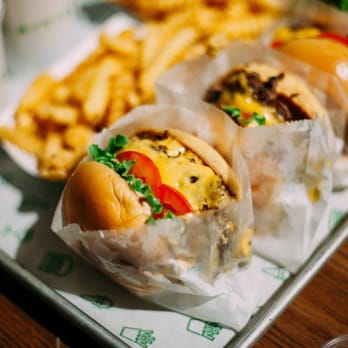 Shake Shack River North - Burgers Near Me - Chicago, Illinois Shake Shack River North - Burgers Near Me - Chicago, Illinois