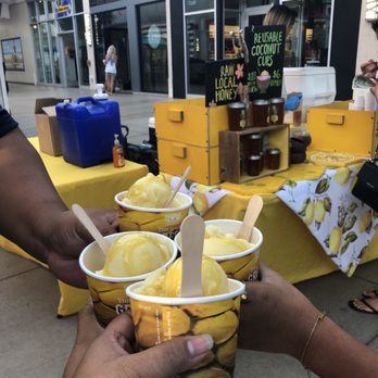Wicked Hi Slush - Juice Bars & Smoothies Near Me - Waialua, Hawaii