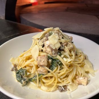 Del Lusso - Pizza Near Me - Carlsbad, California