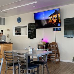 High Tide Grille