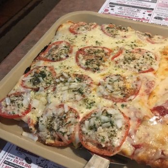 Colarusso's Cafe - Pizza Near Me - Avoca, Pennsylvania
