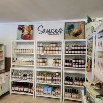 Humphrey Farm General Store - Public Markets Near Me - Hubert, North Carolina
