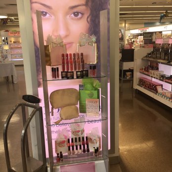 Walgreens - Look boutique inside Walgreens - Drugstores Near Me - Houston, Texas