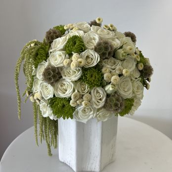 Floral Fusion - Floral Designers Near Me - Montrose, California Floral Fusion - Floral Designers Near Me - Montrose, California