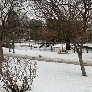 Jardins Queen-Elizabeth - Dog parc and module - Parks Near Me - Montreal, Quebec Jardins Queen-Elizabeth - Dog parc and module - Parks Near Me - Montreal, Quebec