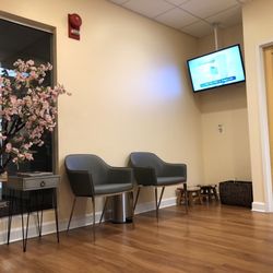 Alexandria Dental Smiles - Waiting area