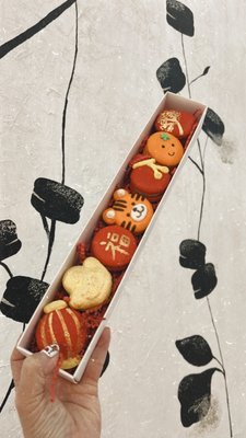 Mon Cheri Macarons by null