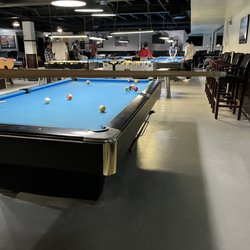 Snooker's Sports Pub