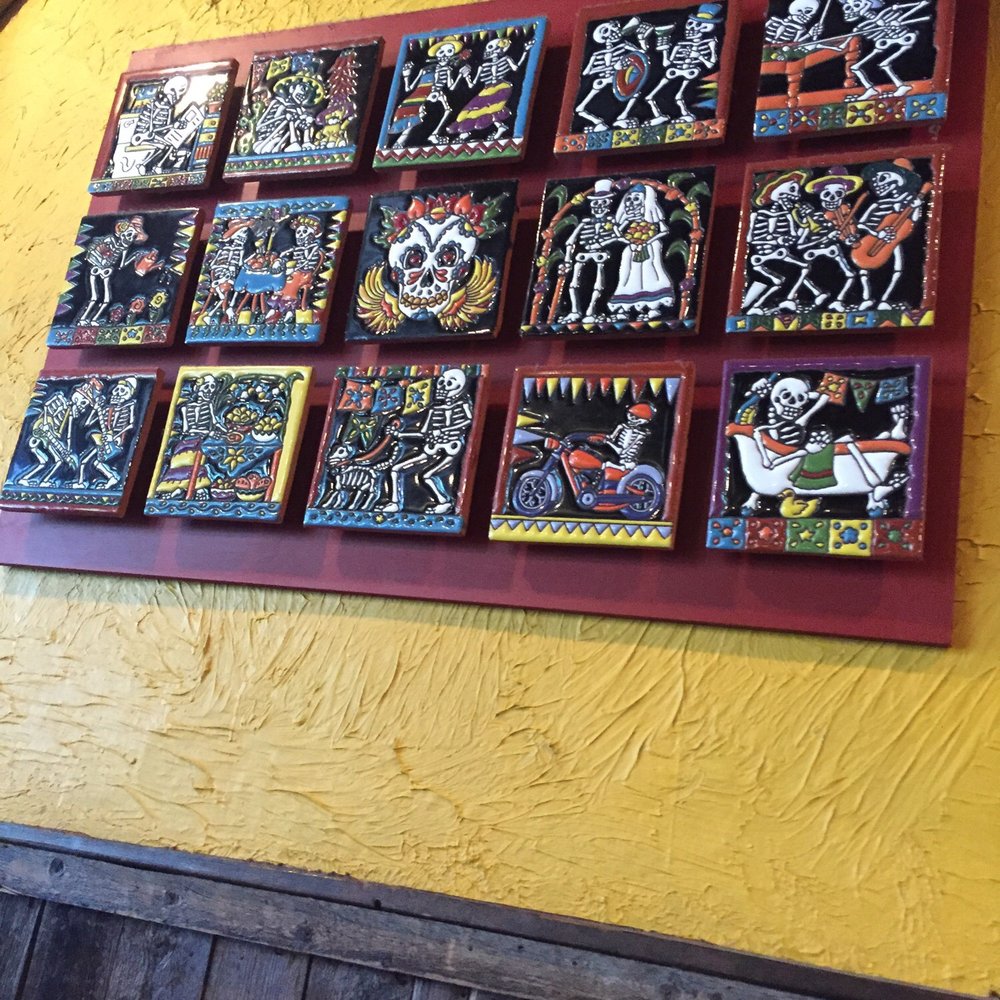 Amigos Aca Y alla - Decoration - Mexican Near Me - Richardson, Texas Amigos Aca Y alla - Decoration - Mexican Near Me - Richardson, Texas