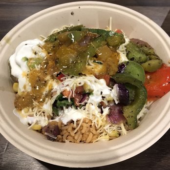 QDOBA Mexican Eats - Taco bowl with brisket - Mexican Near Me - Seattle, Washington QDOBA Mexican Eats - Taco bowl with brisket - Mexican Near Me - Seattle, Washington