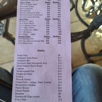 Raphael Vineyard and Winery - Wine Tasting Room Near Me - Peconic, New York